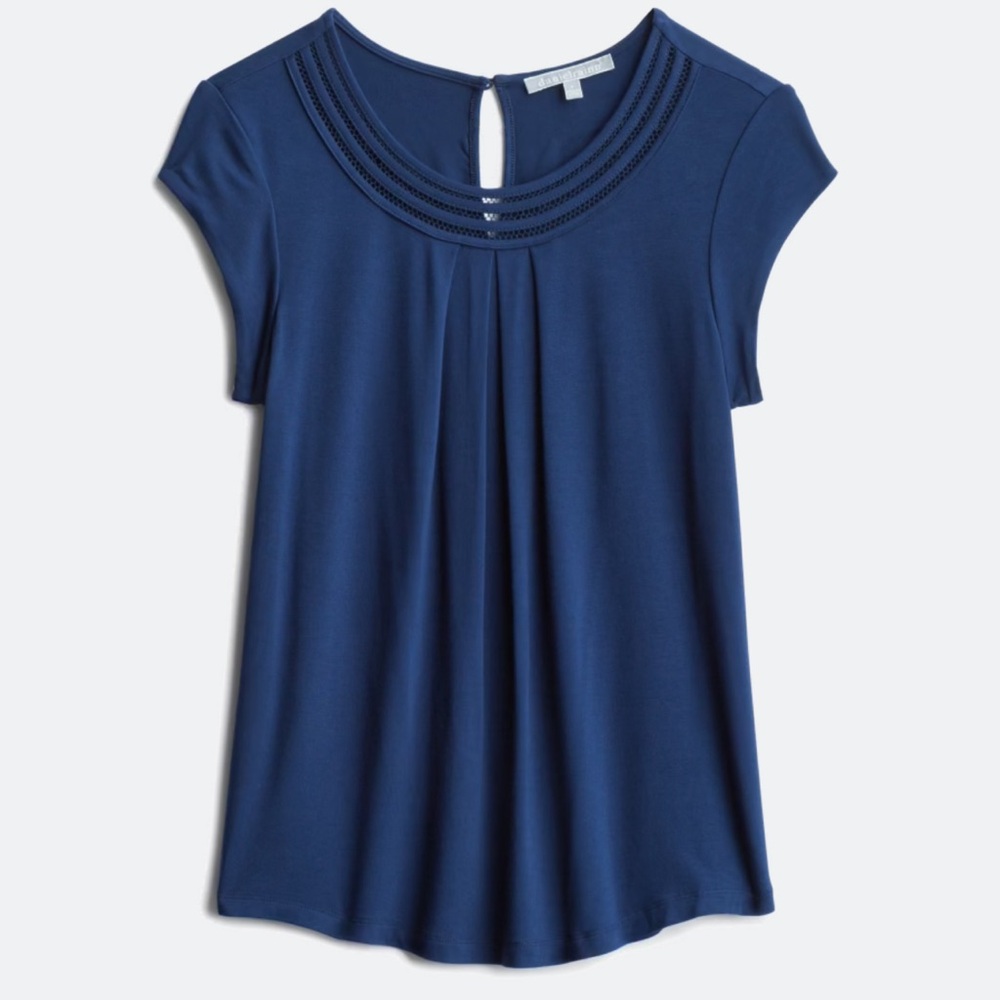 Scoop Neck Pleated Top
